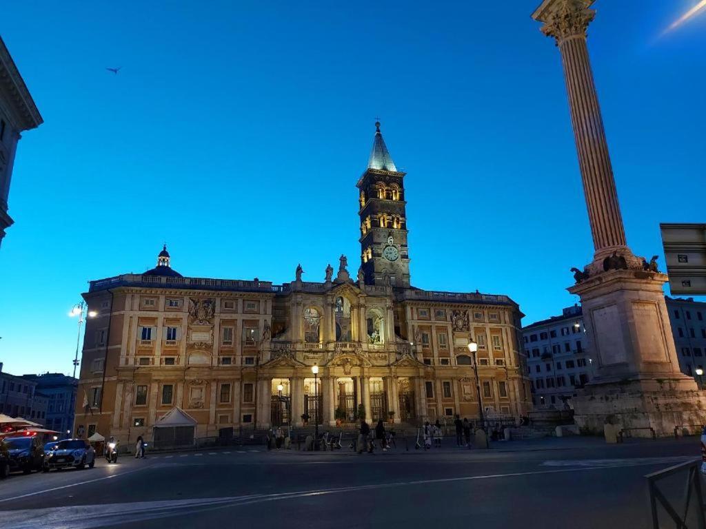 Apartment Free Breakfast- Cozy Steps From The Colosseo Rom